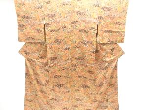 唐花に蝶模様小紋着物